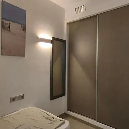 Апартаменты Amalia 25 - Sauna, Jacuzzi & Heated Pool
