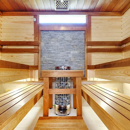 Amalia 25 - Sauna, Jacuzzi & Heated Pool * Торевьиа